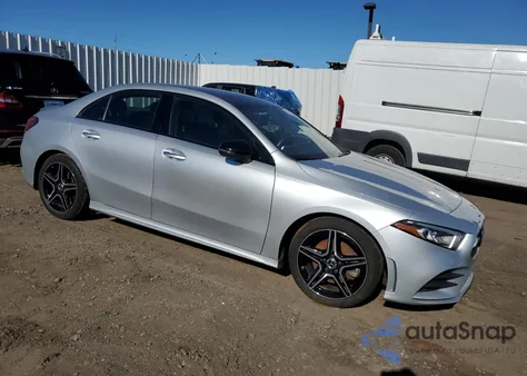 2021 Mercedes-Benz A 220 4Matic z USA, uszkodzony, nr VIN W1K3G4FB8MJ267109